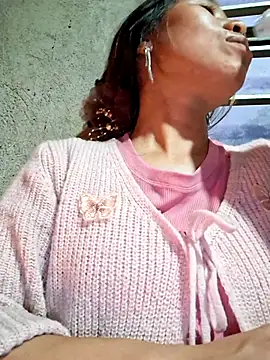 Snapshot of jikey- chatting on February 17, 11:18 am jikey- online show from February 17, 11:18 am