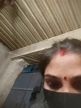 Laxmi9090 online show from February 18, 2:57 pm