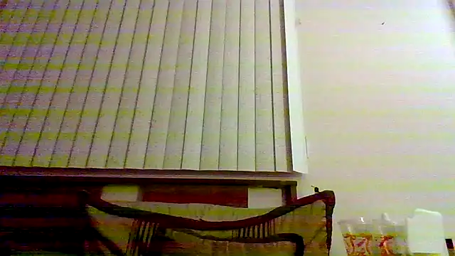 jennyxoxo22 online show from December 14, 3:34 am