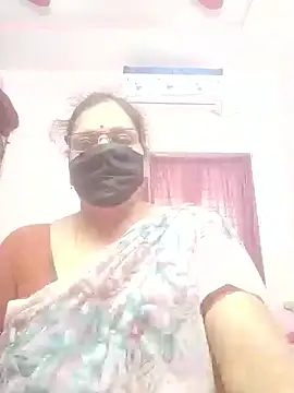 Snapshot of sarala_telugu chatting on June 15, 10:39 am sarala telugu online show from June 15, 10:39 am