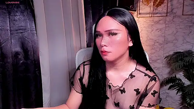 xSweet Gigi online show from March 17, 10:35 pm