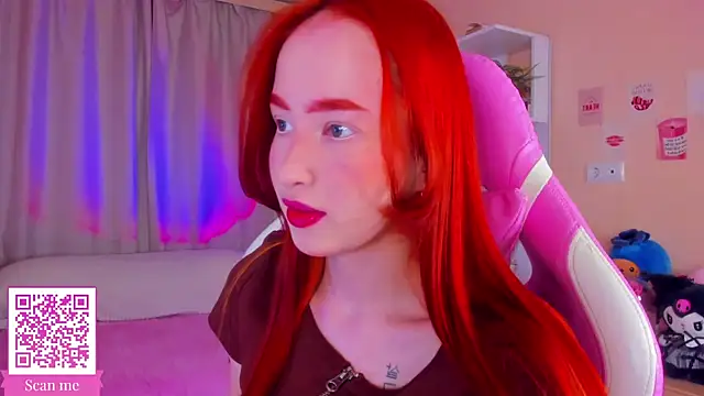 Snapshot of sunflare_ chatting on January 7, 5:15 pm sunflare online show from January 7, 5:15 pm