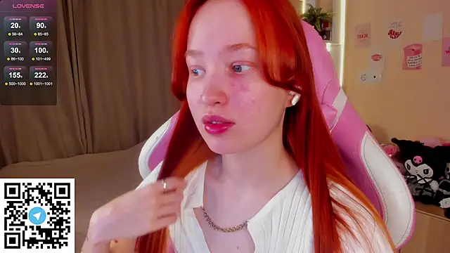 Snapshot of sunflare_ chatting on February 4, 5:41 pm sunflare online show from February 4, 5:41 pm