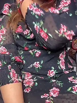 butterflyslay online show from February 6, 1:47 pm