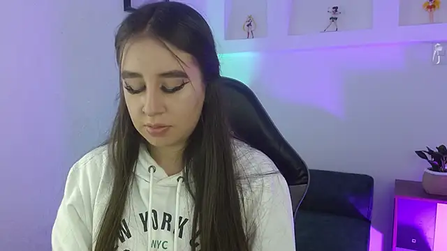 Snapshot of Cherylloviing_ chatting on December 22, 12:13 pm Cherylloviing online show from December 22, 12:13 pm