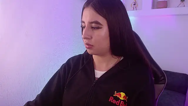 Snapshot of Cherylloviing_ chatting on January 8, 12:18 pm Cherylloviing online show from January 8, 12:18 pm