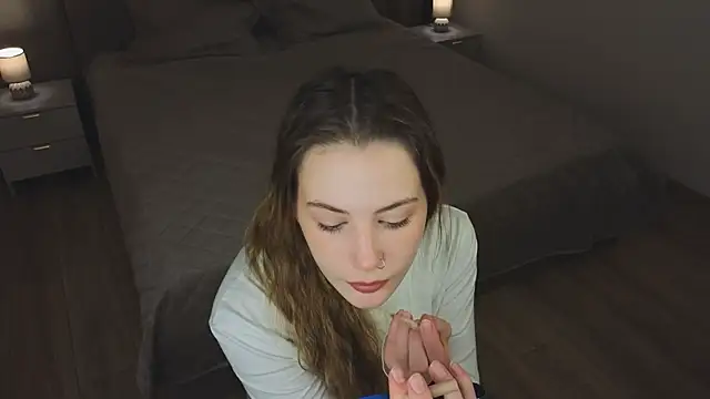 LouieRemeder online show from December 14, 4:18 am