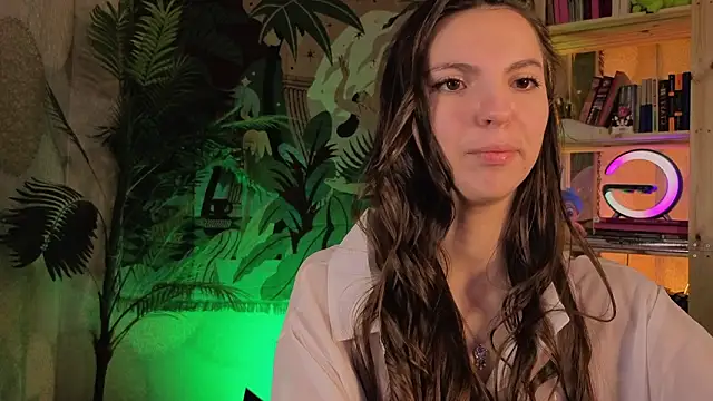 Snapshot of AliceLidell chatting on February 25, 5:17 am AliceLidell online show from February 25, 5:17 am