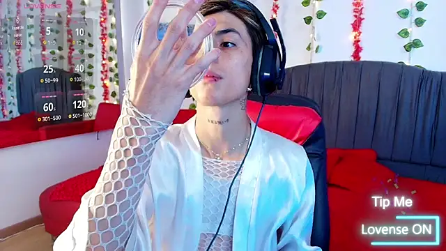 Hot Alan1 online show from January 12, 2:22 pm