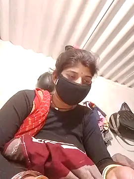 Snapshot of Aaisha_01 chatting on December 22, 7:55 pm Aaisha 01 online show from December 22, 7:55 pm