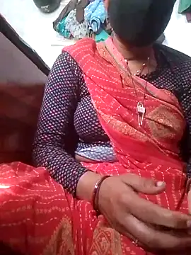 Snapshot of Aaisha_01 chatting on February 16, 8:43 am Aaisha 01 online show from February 16, 8:43 am