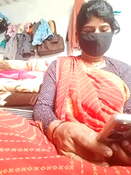 Snapshot of Aaisha_01 chatting on February 19, 4:19 am Aaisha 01 online show from February 19, 4:19 am