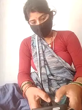 Snapshot of Aaisha_01 chatting on February 27, 8:14 am Aaisha 01 online show from February 27, 8:14 am