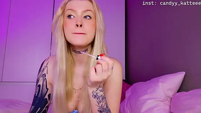 candy kattee online show from March 29, 9:59 pm