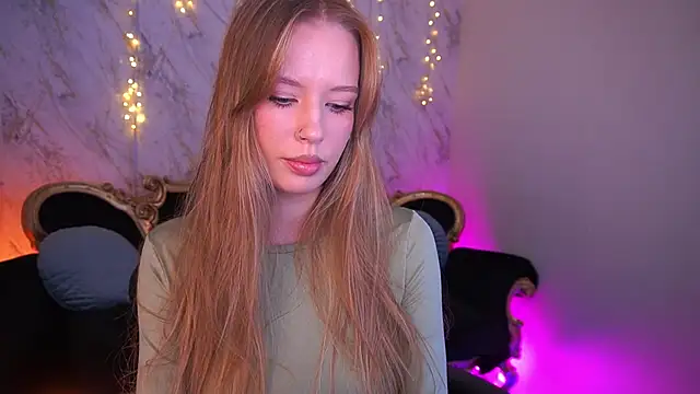 MollyyMayy online show from February 4, 4:02 pm