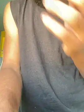 Snapshot of impremiumboy chatting on December 17, 10:10 am impremiumboy online show from December 17, 10:10 am