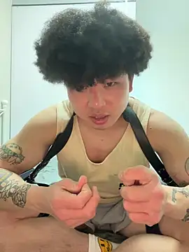 cutestpenis online show from December 20, 2:46 pm