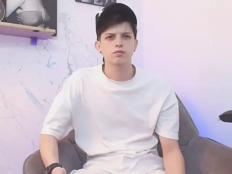 sebastamayo  online show from March 3, 7:58 am