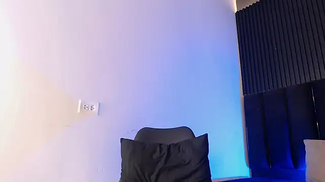 SmoothAlpha  online show from February 23, 2:36 pm