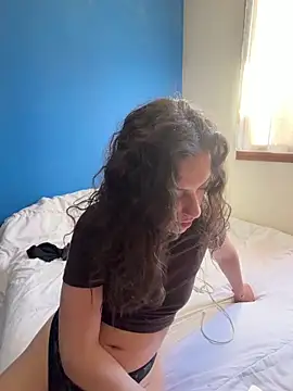 CoquineCharmeuse online show from April 5, 1:08 pm