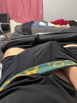 berke3424 online show from April 2, 8:17 pm