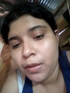 Snapshot of Rousse_uwu chatting on February 11, 7:52 pm Rousse uwu online show from February 11, 7:52 pm