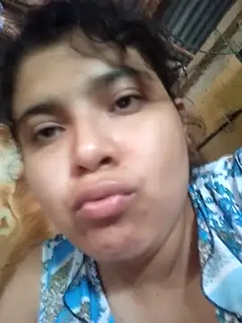 Snapshot of Rousse_uwu chatting on February 21, 7:37 pm Rousse uwu online show from February 21, 7:37 pm