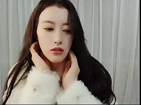 Snapshot of TXMIT chatting on January 10, 2:19 pm TXMIT online show from January 10, 2:19 pm