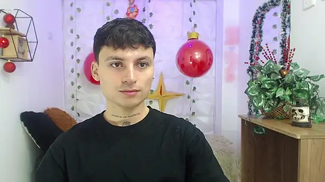 Noah Vera online show from December 21, 4:08 am