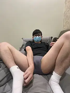 YourBoYyyyyyyy online show from April 9, 3:50 pm