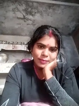 Snapshot of Sexy_Rajkumari123 chatting on February 26, 2:43 am Sexy Rajkumari123 online show from February 26, 2:43 am