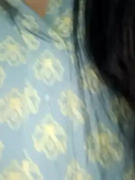 Snapshot of teena-11 chatting on January 8, 7:54 am teena-11 online show from January 8, 7:54 am