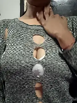 Snapshot of teena-11 chatting on January 13, 6:02 pm teena-11 online show from January 13, 6:02 pm