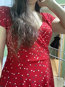 Snapshot of Darina1991 chatting on December 20, 6:26 pm Darina1991 online show from December 20, 6:26 pm