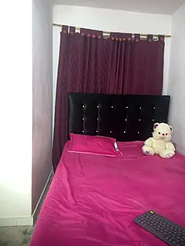 Sophia Moons  online show from February 2, 12:53 am