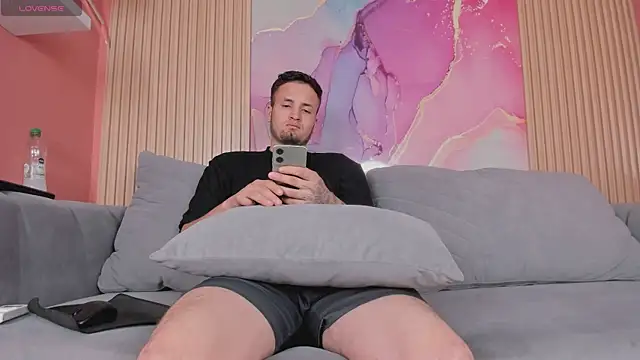 Magicsexx69 online show from January 8, 1:24 pm