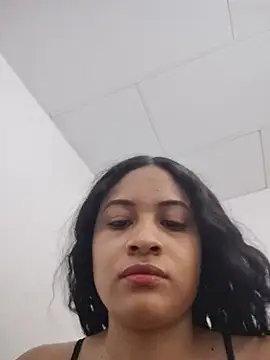 Snapshot of DAFNNEE_HOT chatting on July 23, 3:10 pm DAFNNEE HOT online show from July 23, 3:10 pm
