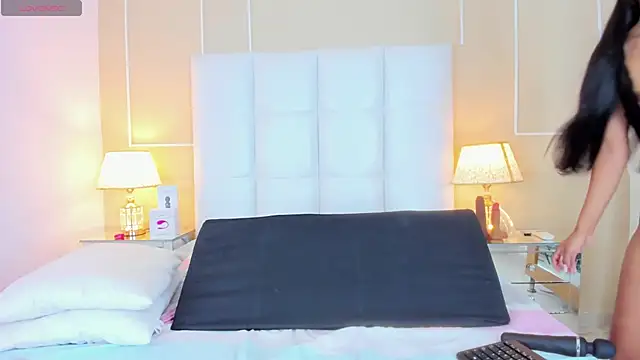 Snapshot of Dolly_Dirty_Squirrt chatting on January 9, 12:30 pm Dolly Dirty Squirrt online show from January 9, 12:30 pm