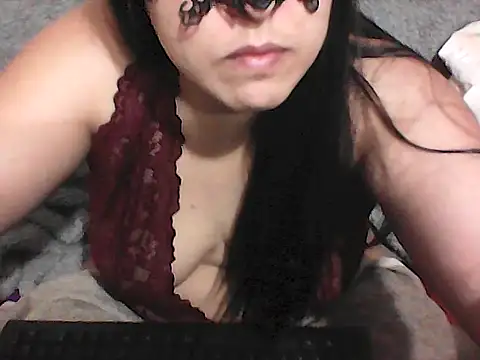 LorenaBrat online show from January 9, 9:05 pm