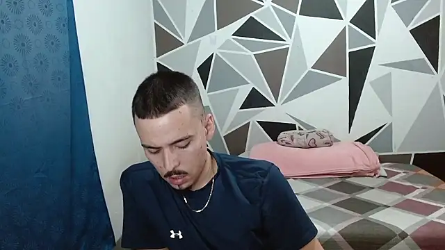 andyyboy online show from January 7, 11:18 pm