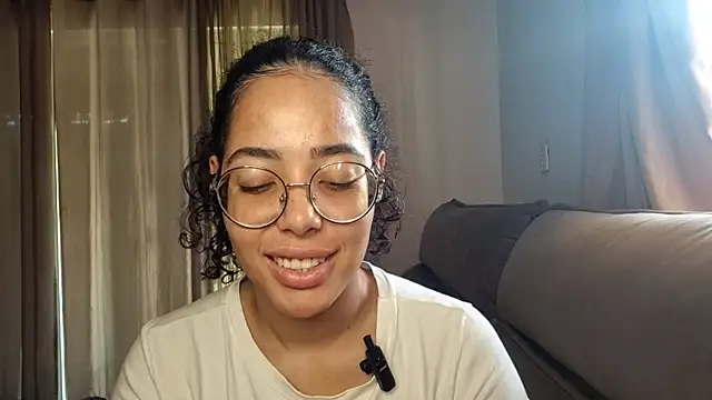 BeckiLacek online show from January 14, 11:38 am