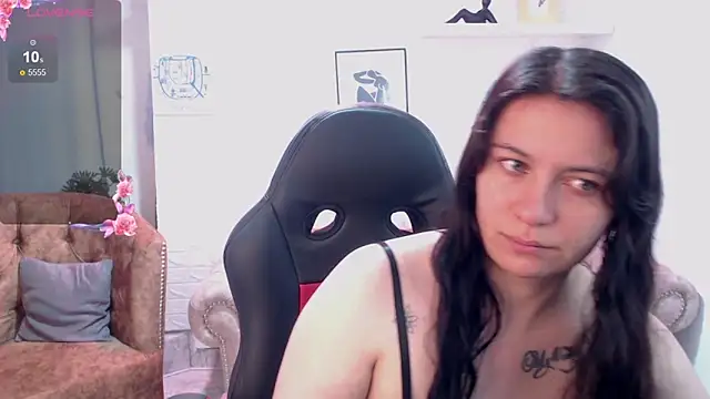 amanda rousee online show from February 27, 3:50 am