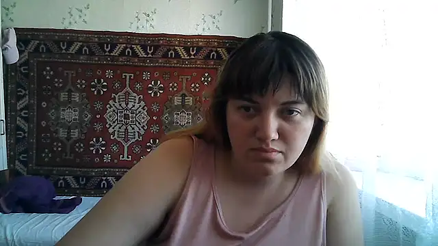 Snapshot of swett_girll chatting on August 2, 7:07 am swett girll online show from August 2, 7:07 am