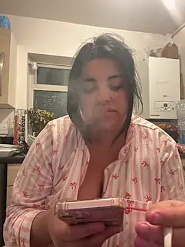 Curvybabesxxo online show from February 16, 3:57 am