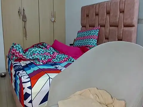 vanessa hot69  online show from January 18, 5:33 am