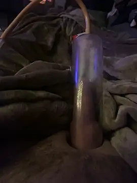 lulu0133 online show from January 15, 10:24 pm