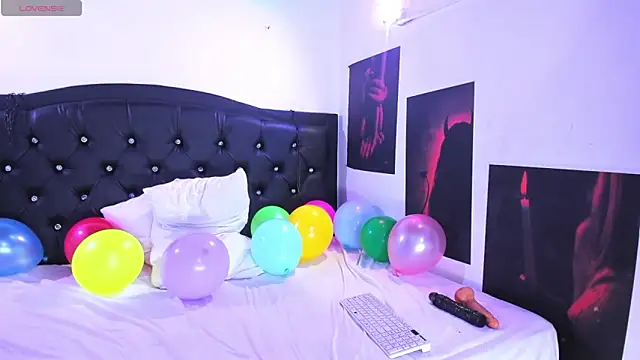 SweetVenomX online show from December 23, 5:49 am