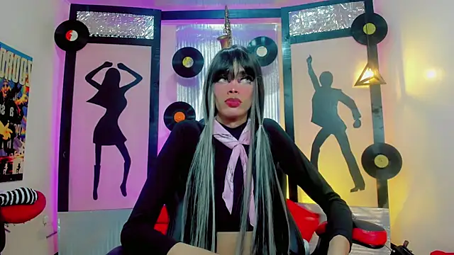 camila vasquez  online show from January 12, 5:23 am