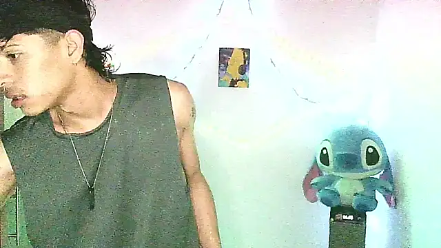 Snapshot of Glen_connor_11 chatting on January 9, 4:15 am Glen connor 11 online show from January 9, 4:15 am