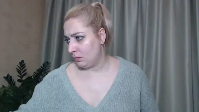 sweetpussy13 online show from January 11, 7:06 am